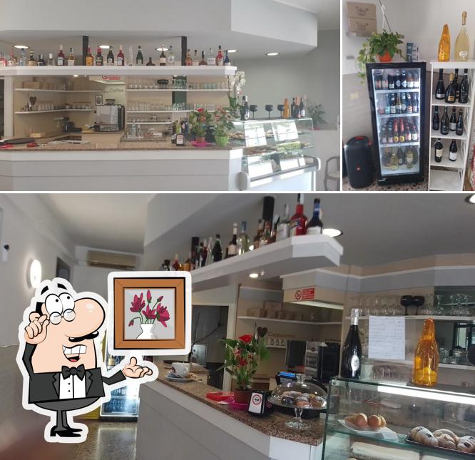 Gli interni di L'incontro lounge bar & coffe