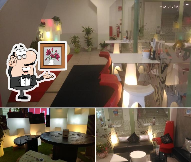 Siediti a un tavolo di Ri_Chi Caffe