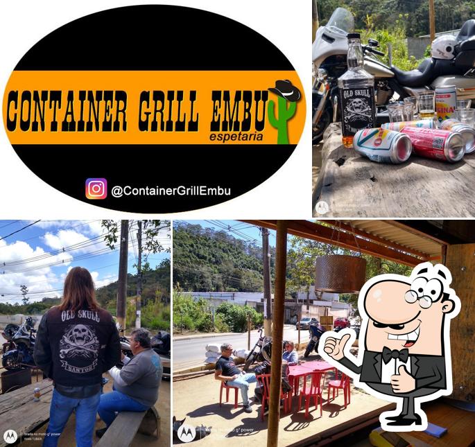 Look at the photo of Container Grill Embu - Bar