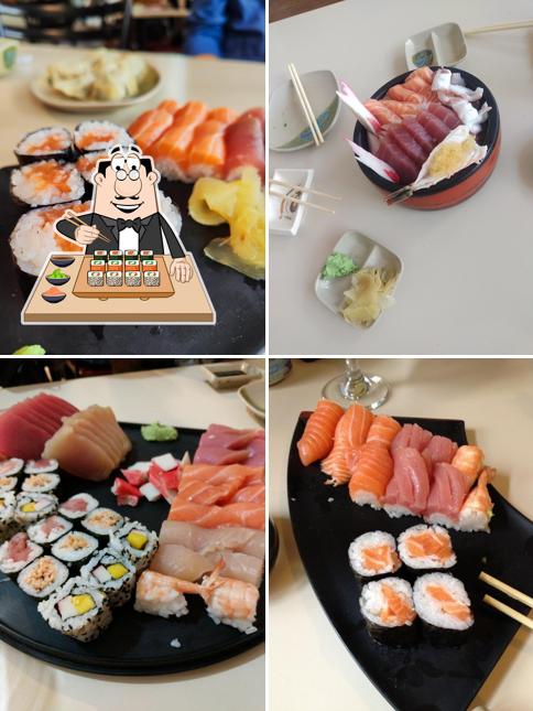 Rolos de sushi são disponibilizados no Sushi Naka