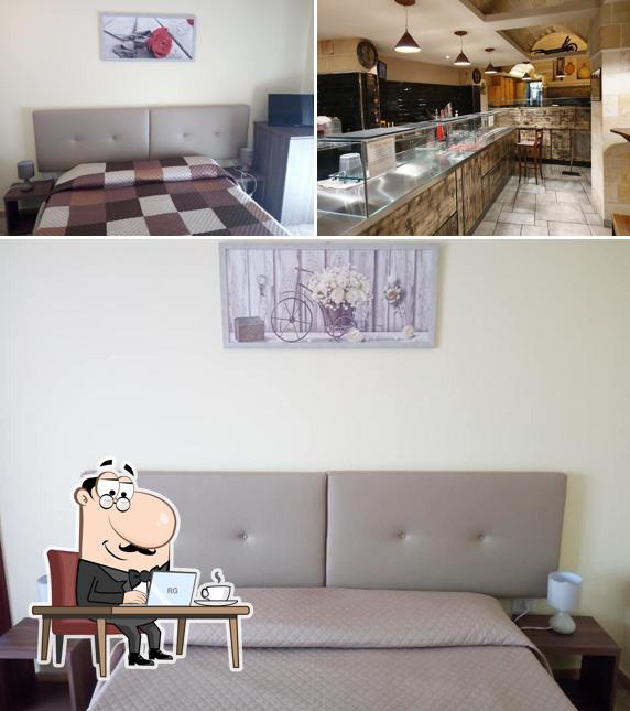 Siediti a un tavolo di Paradiso