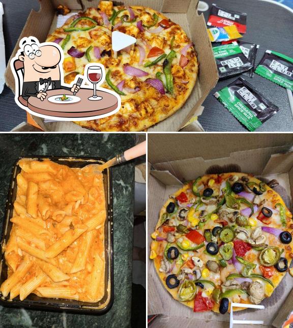 Food at MOJO Pizza - 2X Toppings