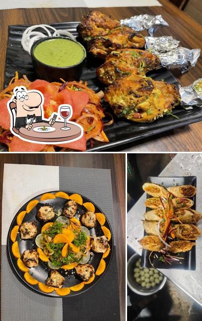 MOONLIGHT FAMILY RESTAURANT