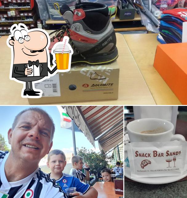 Goditi un drink a Snack Bar Sandy Di Grosso Francesco