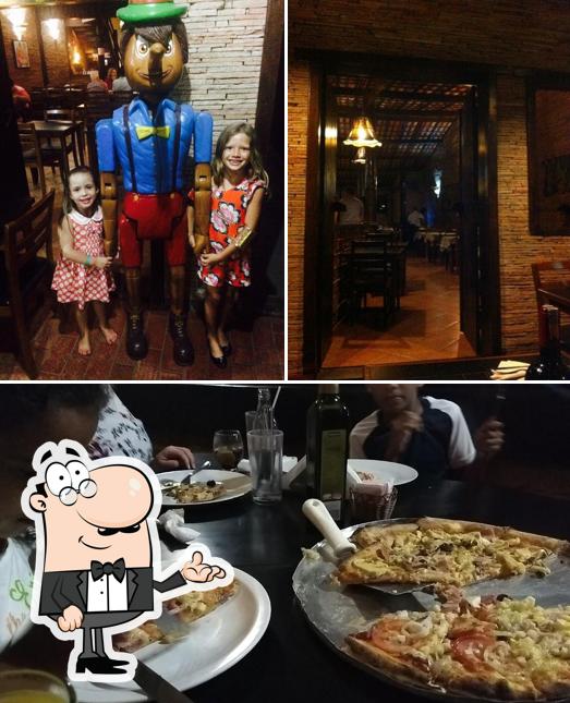 Veja imagens do interior do Pizzeria Pinocchio