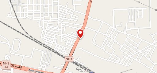 Everest Momos on map