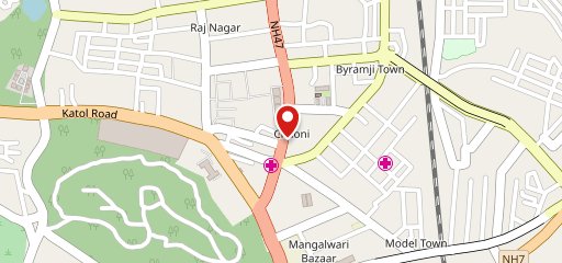 Everest momos on map