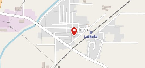 Food & Flavours fast food family restraunt on map