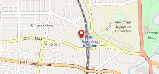 Hotel Gayatri Bhavan ( Paras Pan) on map