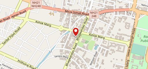 POLO LOUNGE on map