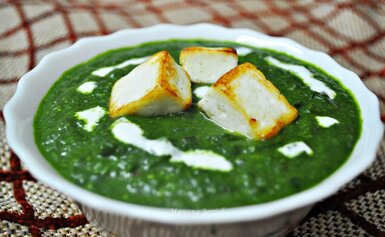 Palak paneer
